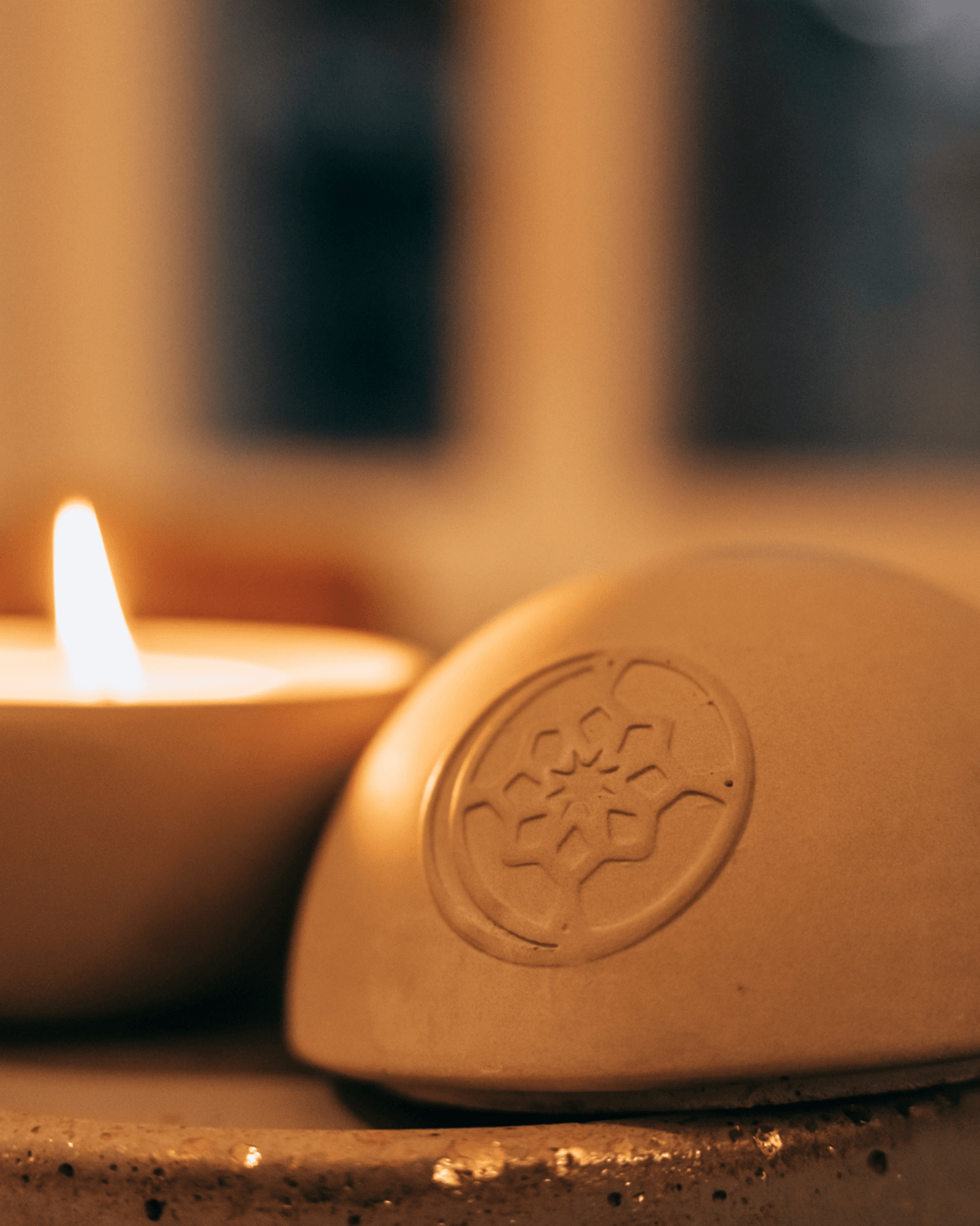 Sacred Flame - Warmth & Calmness in a Scent